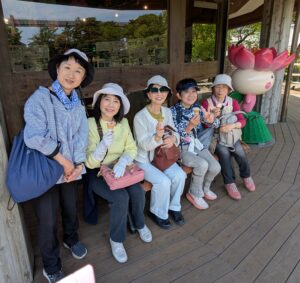 蓮華亭にて ソフトクリームの魅力に吸い寄せられ　一休み 一休み！